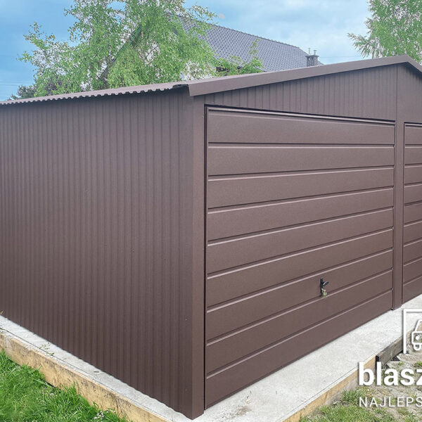Garaż blaszany 6x5,5 brązowy obróbki