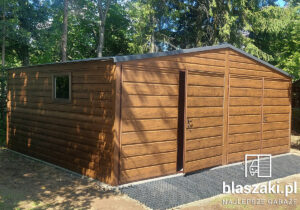Garaż blaszany 6x5 okucia orzech